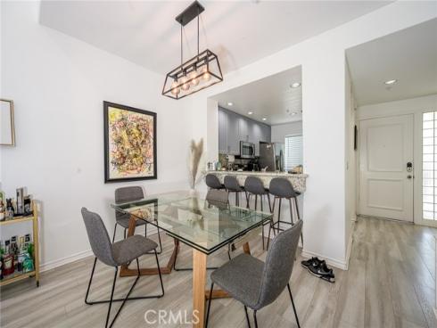 2233 Martin 411 , Irvine, CA