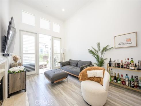 2233 Martin 411 , Irvine, CA