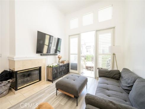 2233 Martin 411 , Irvine, CA