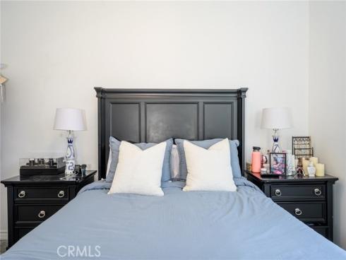 2233 Martin 411 , Irvine, CA