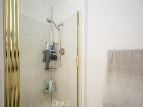 2233 Martin 411 , Irvine, CA