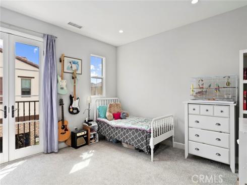 58 Tollson , Irvine, CA