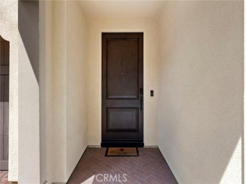 58 Tollson , Irvine, CA