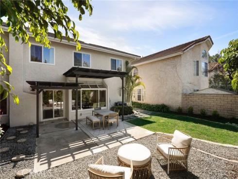 13 Lucero W , Irvine, CA