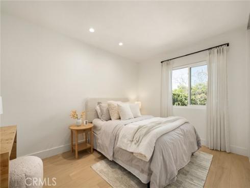 13 Lucero W , Irvine, CA