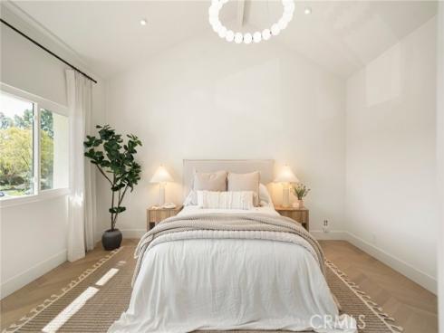 13 Lucero W , Irvine, CA