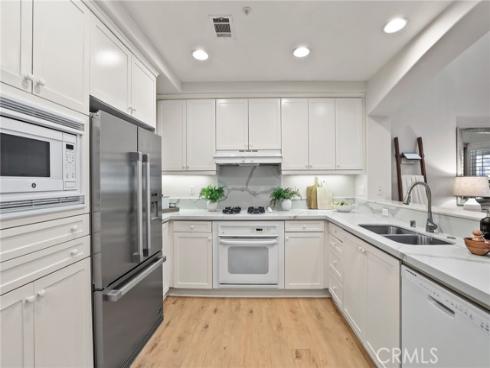 34 Spring Valley , Irvine, CA