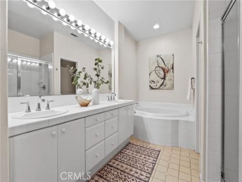 34 Spring Valley , Irvine, CA