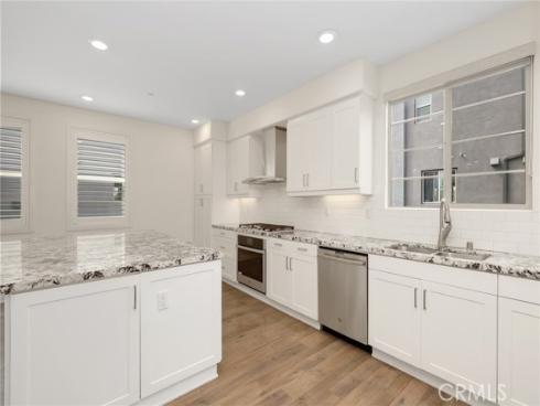 175 Cadence , Irvine, CA