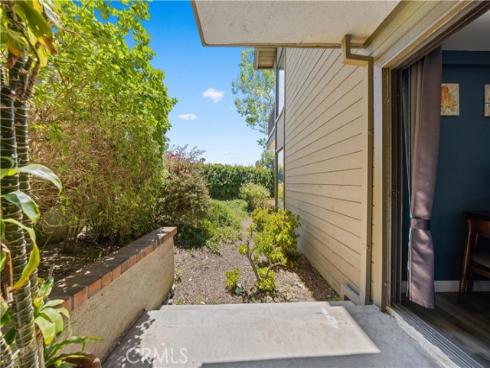 11 Palos 55 , Irvine, CA