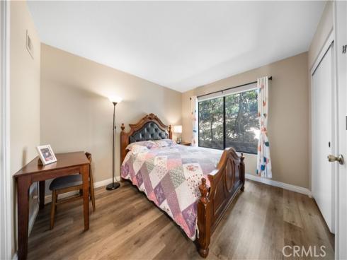 11 Palos 55 , Irvine, CA