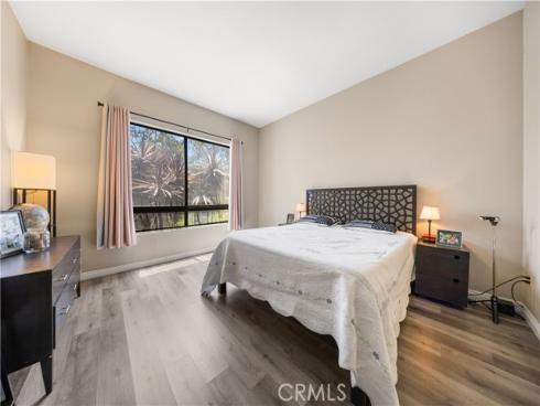 11 Palos 55 , Irvine, CA