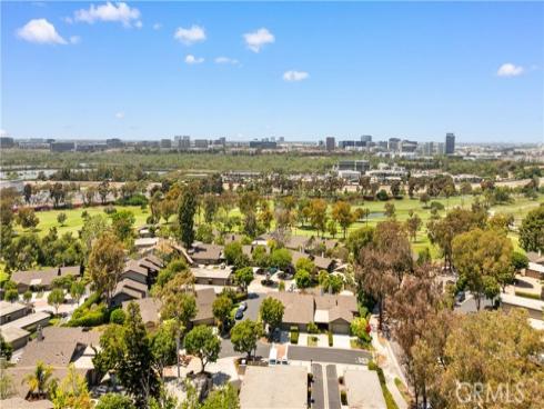 11 Palos 55 , Irvine, CA