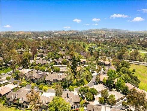 11 Palos 55 , Irvine, CA