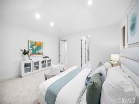 168  Somera  , Irvine, CA