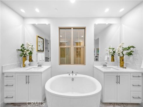 168  Somera  , Irvine, CA