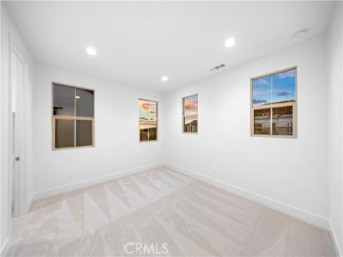 168  Somera  , Irvine, CA