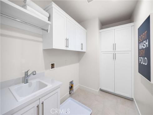 168  Somera  , Irvine, CA