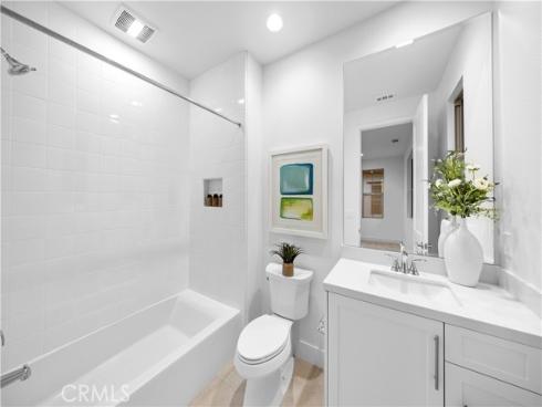 168  Somera  , Irvine, CA