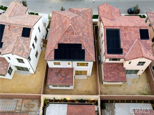 168  Somera  , Irvine, CA