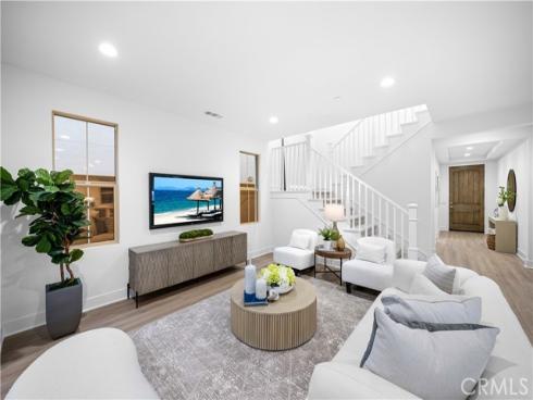 168  Somera  , Irvine, CA