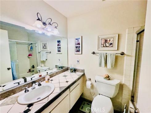 4 Camphor S , Irvine, CA