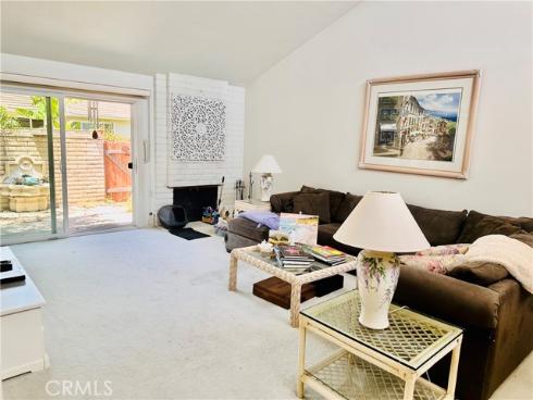 4 Camphor S , Irvine, CA