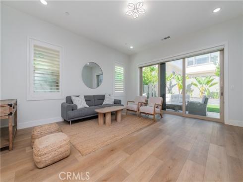 53 Lunar , Irvine, CA