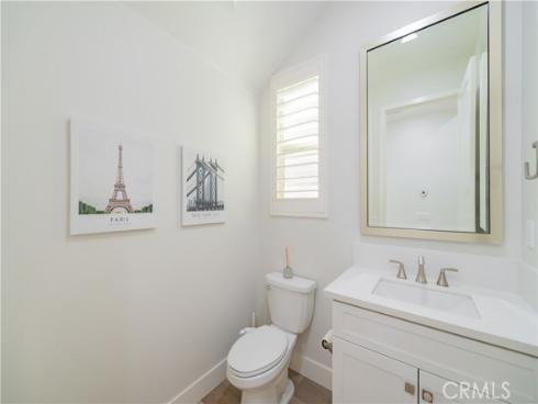 53 Lunar , Irvine, CA