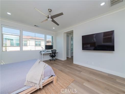 53 Lunar , Irvine, CA