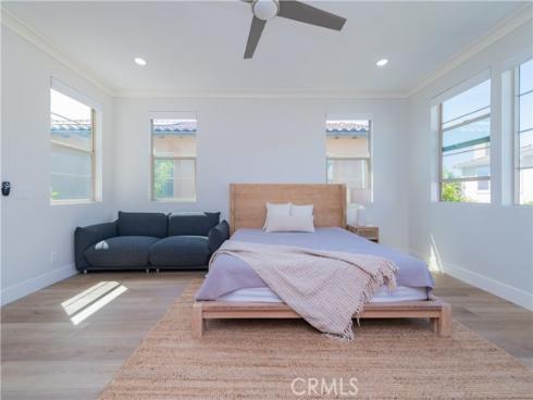 53 Lunar , Irvine, CA