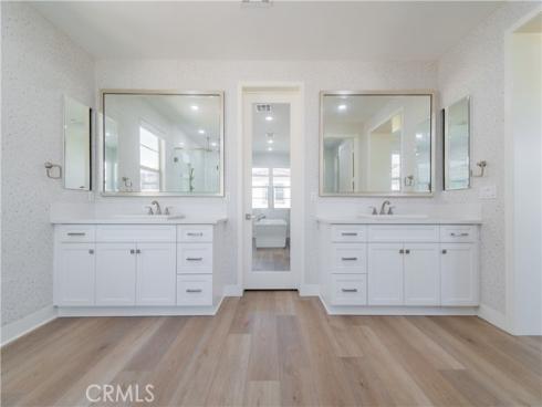 53 Lunar , Irvine, CA