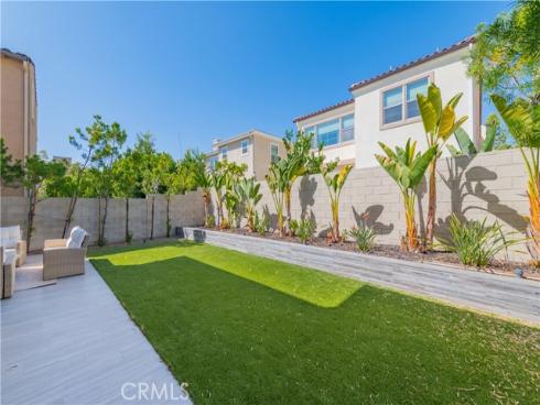 53 Lunar , Irvine, CA