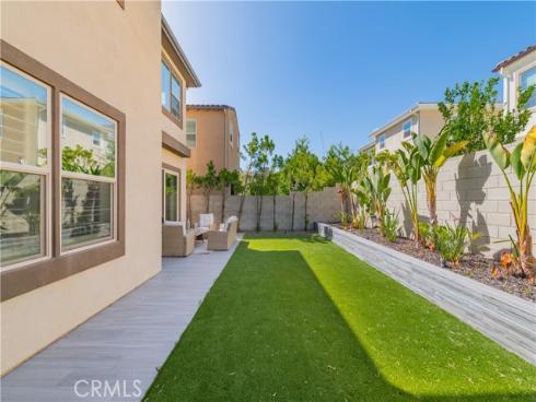 53 Lunar , Irvine, CA