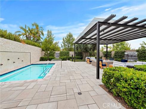 53 Lunar , Irvine, CA