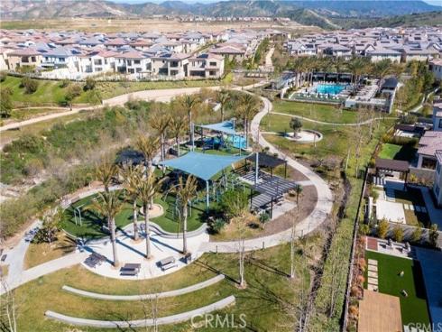 53 Lunar , Irvine, CA