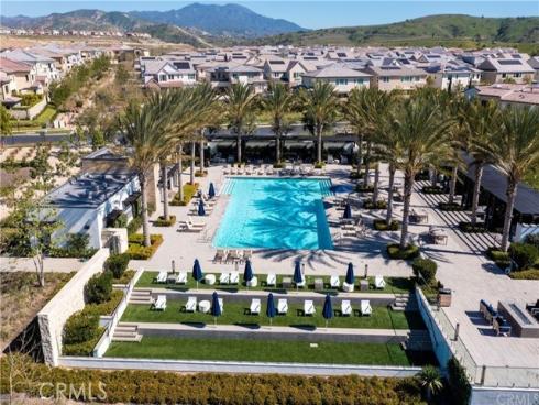 53  Lunar  , Irvine, CA