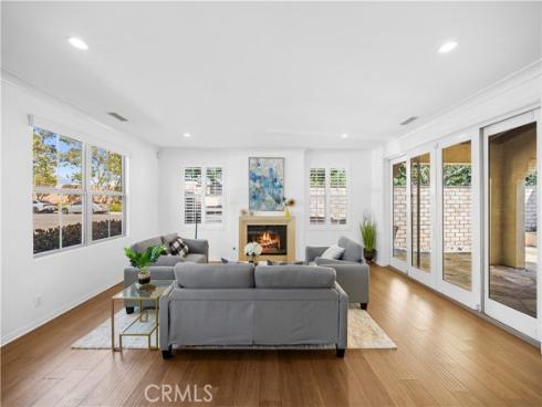 100 Blaze , Irvine, CA