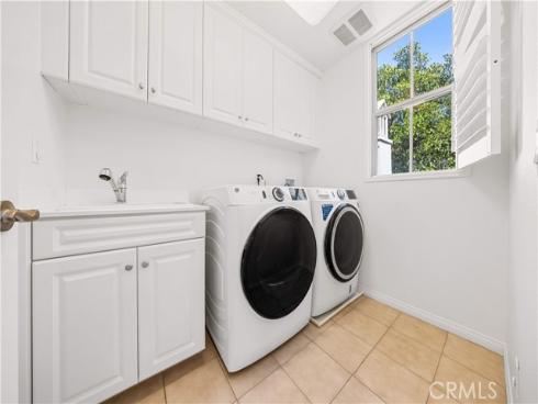 100 Blaze , Irvine, CA