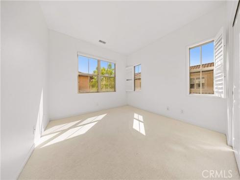 100 Blaze , Irvine, CA