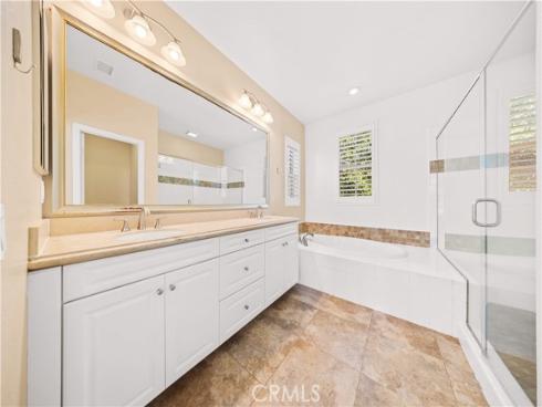 100 Blaze , Irvine, CA