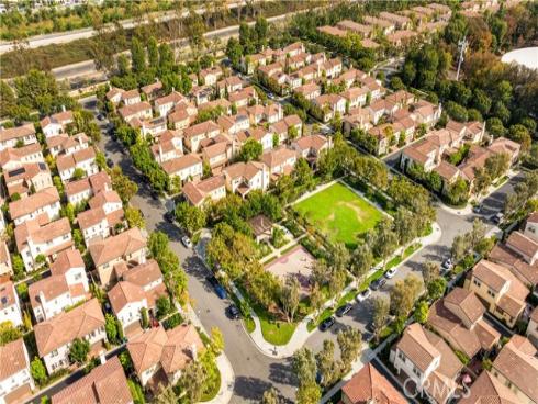 100  Blaze  , Irvine, CA