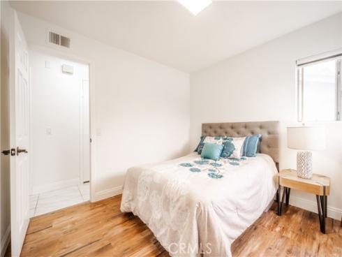 46 Echo 16 Run, Irvine, CA