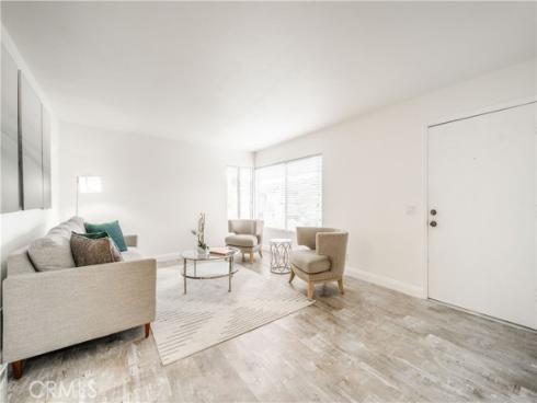 46 Echo 16 Run, Irvine, CA