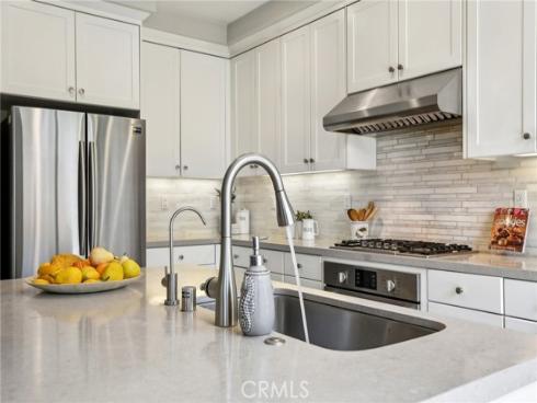 114 Desert Lotus , Irvine, CA