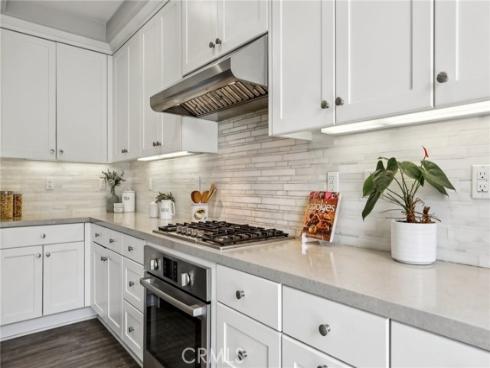 114 Desert Lotus , Irvine, CA