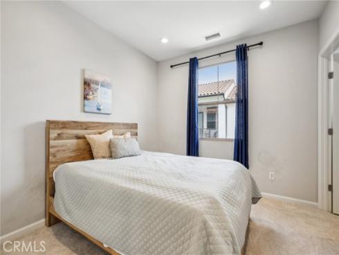 114 Desert Lotus , Irvine, CA