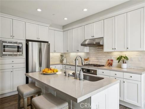 114 Desert Lotus , Irvine, CA