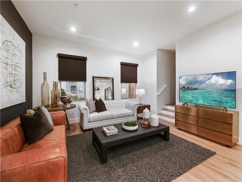 89 Kestrel , Irvine, CA