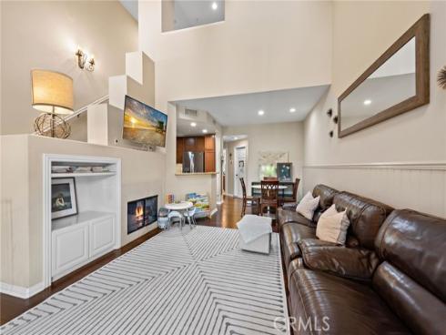 125 Danbrook , Irvine, CA